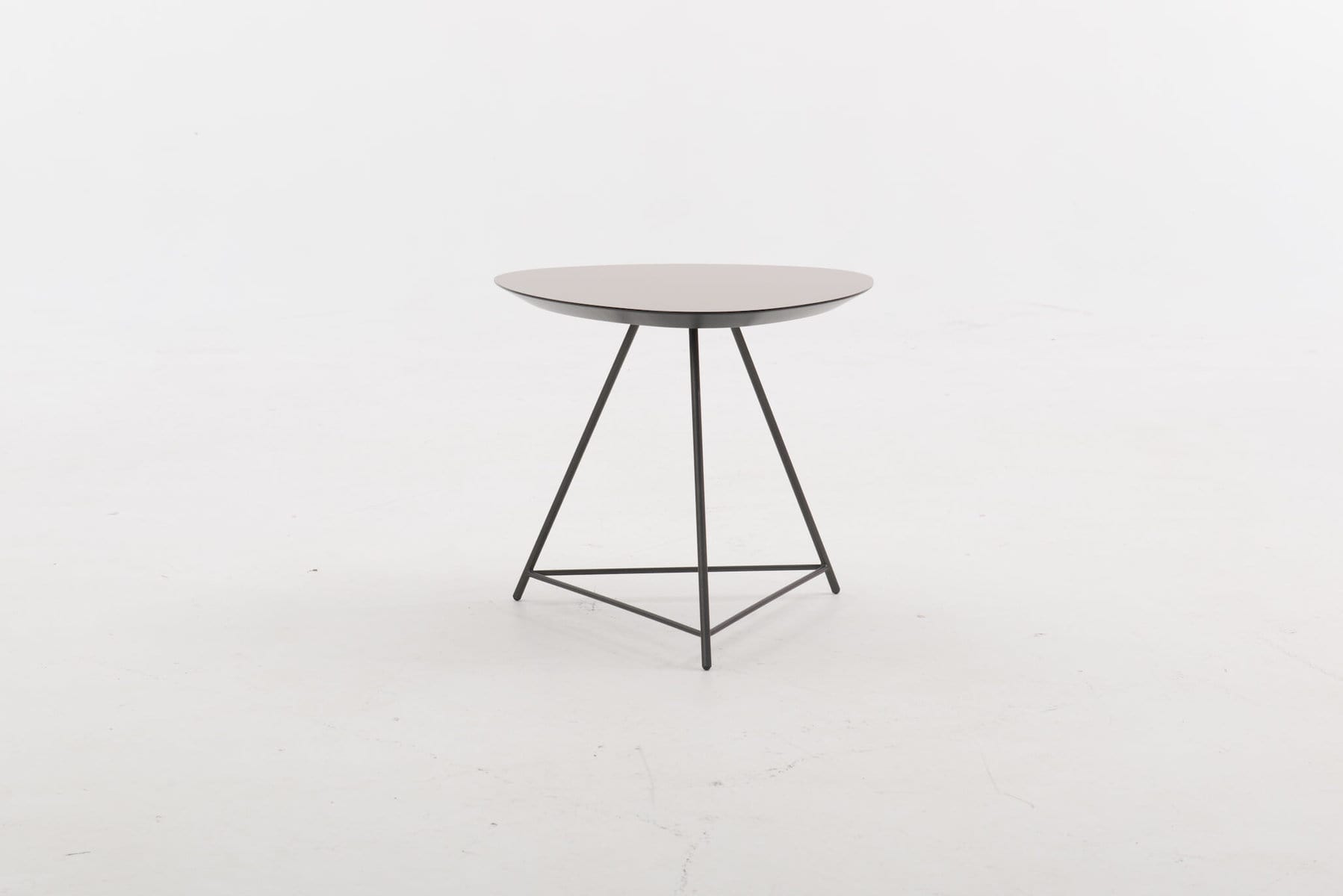 Concha_HPL Congo_Small, 52x52x44cm_onderstel TM100 antraciet